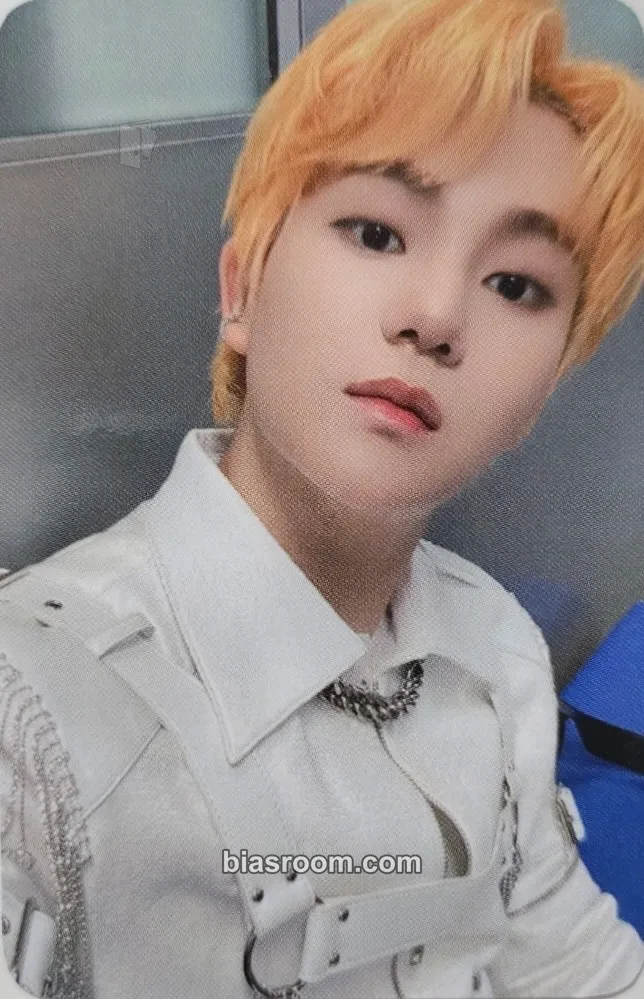 Hyunsoo WAY UP Photocard - TNX - TNX K-pop photocard