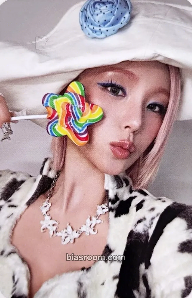 Yeji Motto Photocard - ITZY - ITZY K-pop photocard