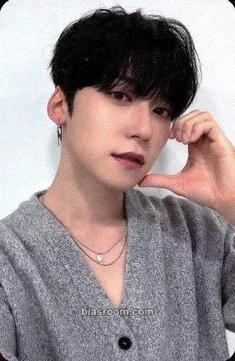 Keonhee MALUS Photocard - ONEUS - ONEUS K-pop photocard