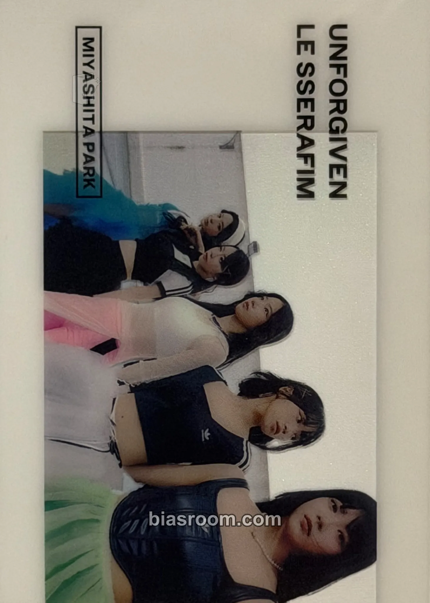 UNFORGIVEN (Japanese Ver) Photocard - LE SSERAFIM - LE SSERAFIM K-pop photocard