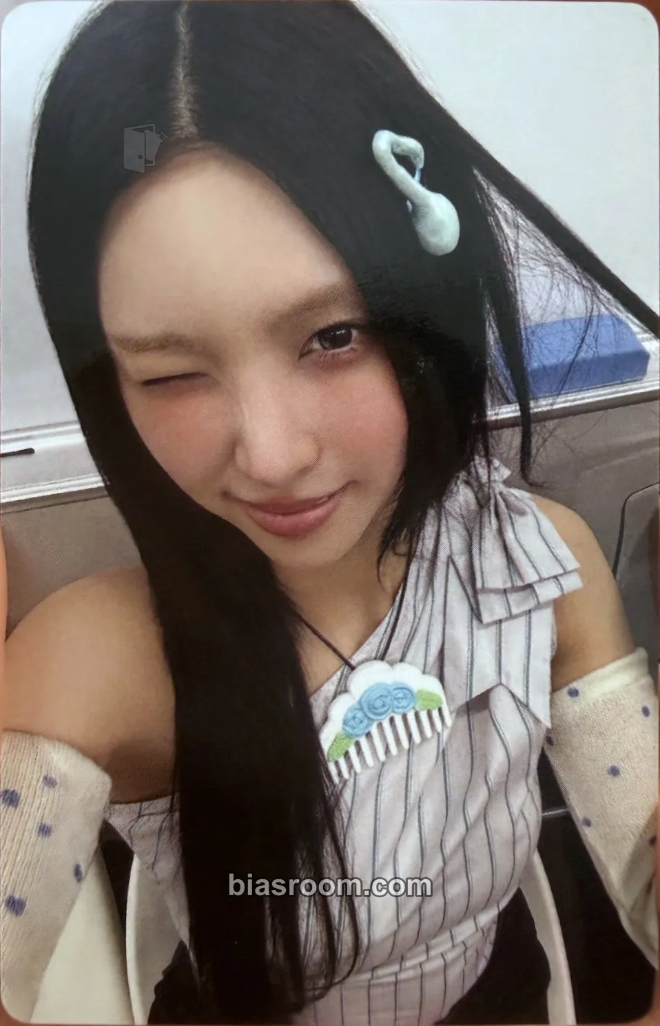 Yunah NOT CUTE ANYMORE Photocard - ILLIT - ILLIT K-pop photocard