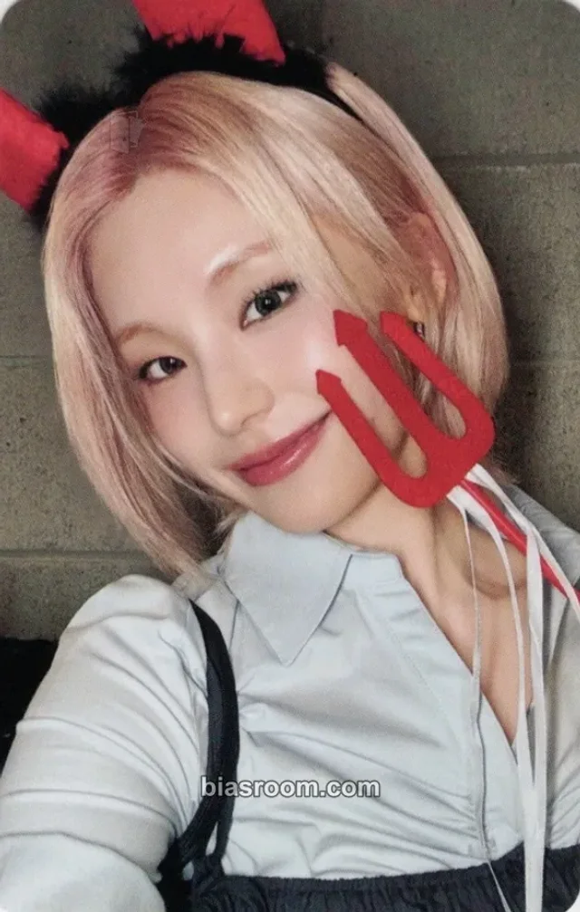ITZY - Yeji - Motto Album makestar lucky draw