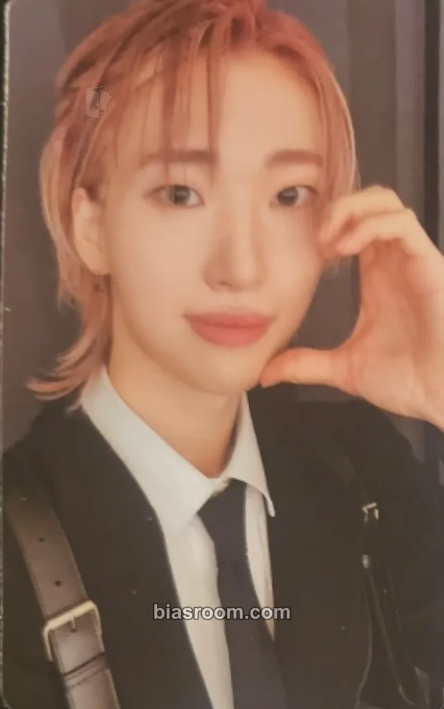 Superkind - JDV - Profiles of the Future (Λ) : 70% Album 3d version album photocard