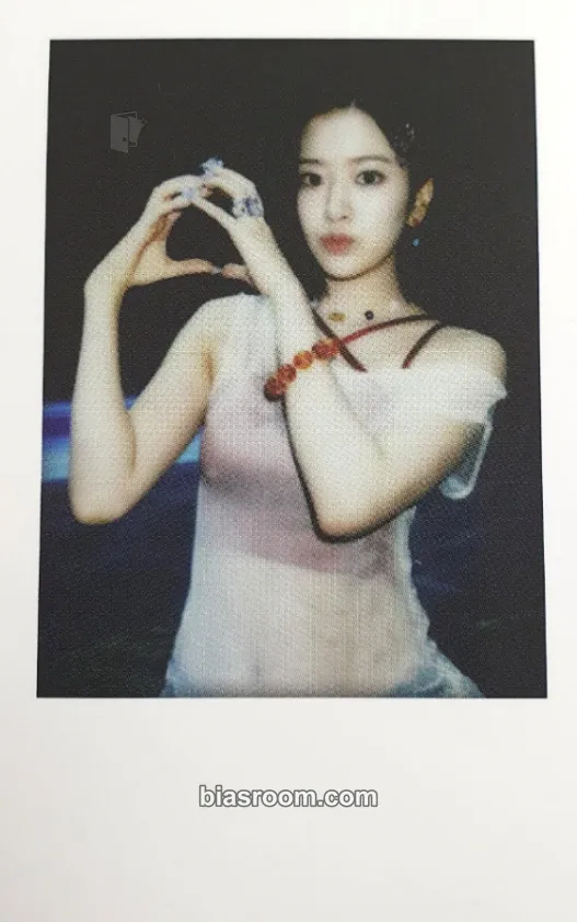 Yujin IVE SWITCH Photocard - IVE - IVE K-pop photocard