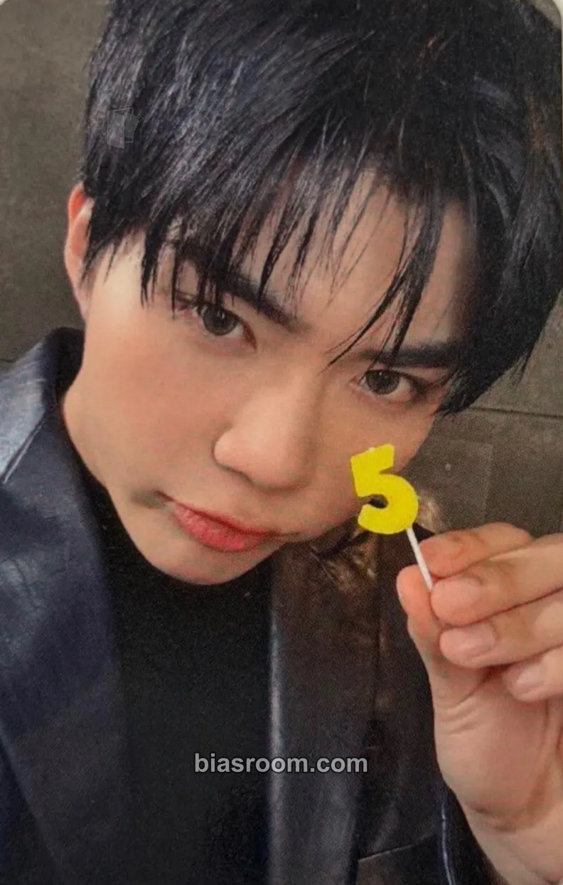 Gunwook Ascend- Photocard - ZEROBASEONE - ZEROBASEONE K-pop photocard