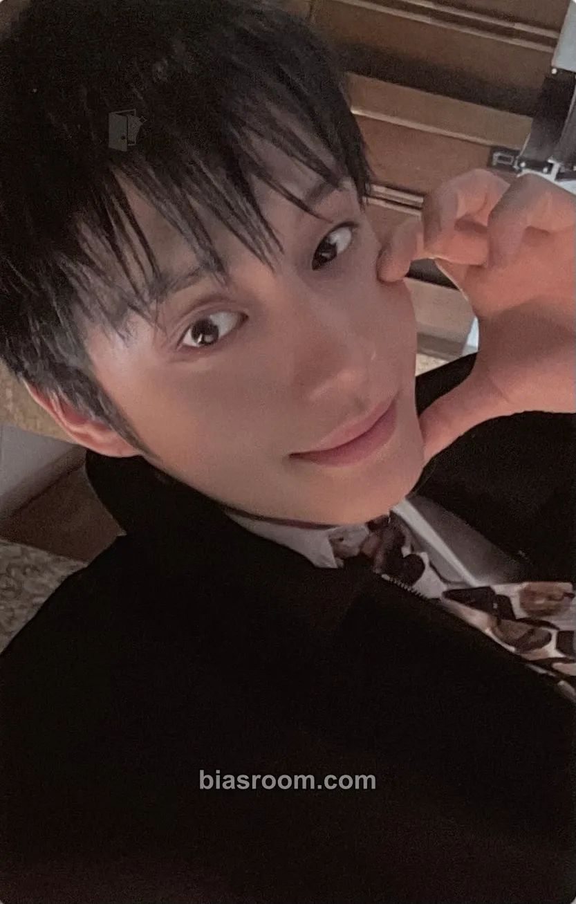 Jiwoong Ascend- Photocard - ZEROBASEONE - ZEROBASEONE K-pop photocard