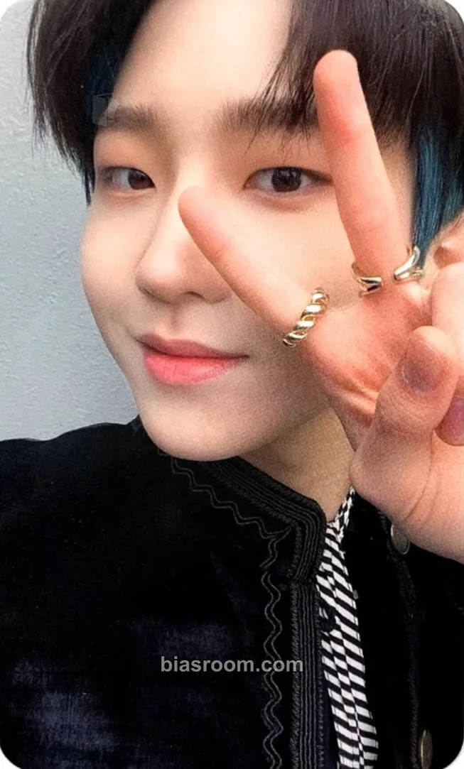 Sungjun WAY UP Photocard - TNX - TNX K-pop photocard