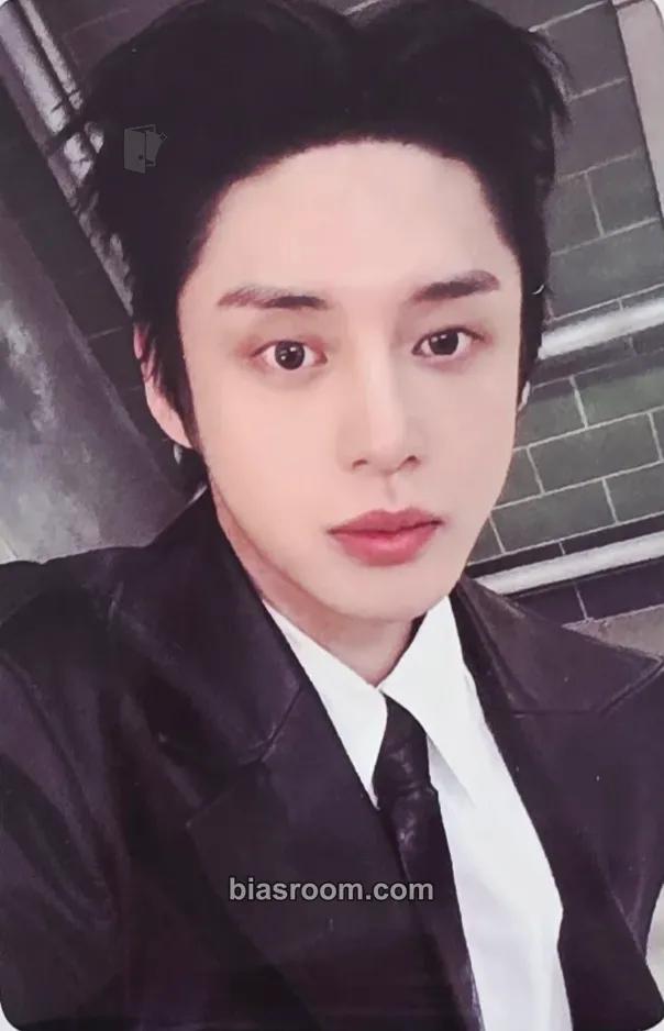 Jiwoong Ascend- Photocard - ZEROBASEONE - ZEROBASEONE K-pop photocard