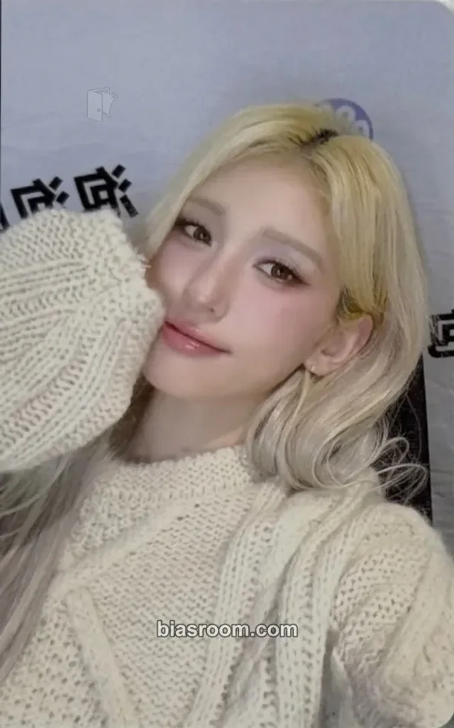 Jeon Somi - Jeon Somi - Game Plan Album popmerch fansign