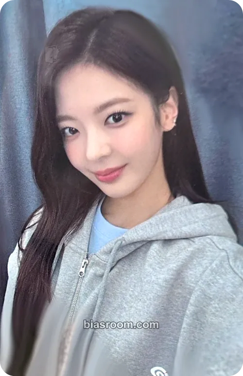 Lia Motto Photocard - ITZY - ITZY K-pop photocard