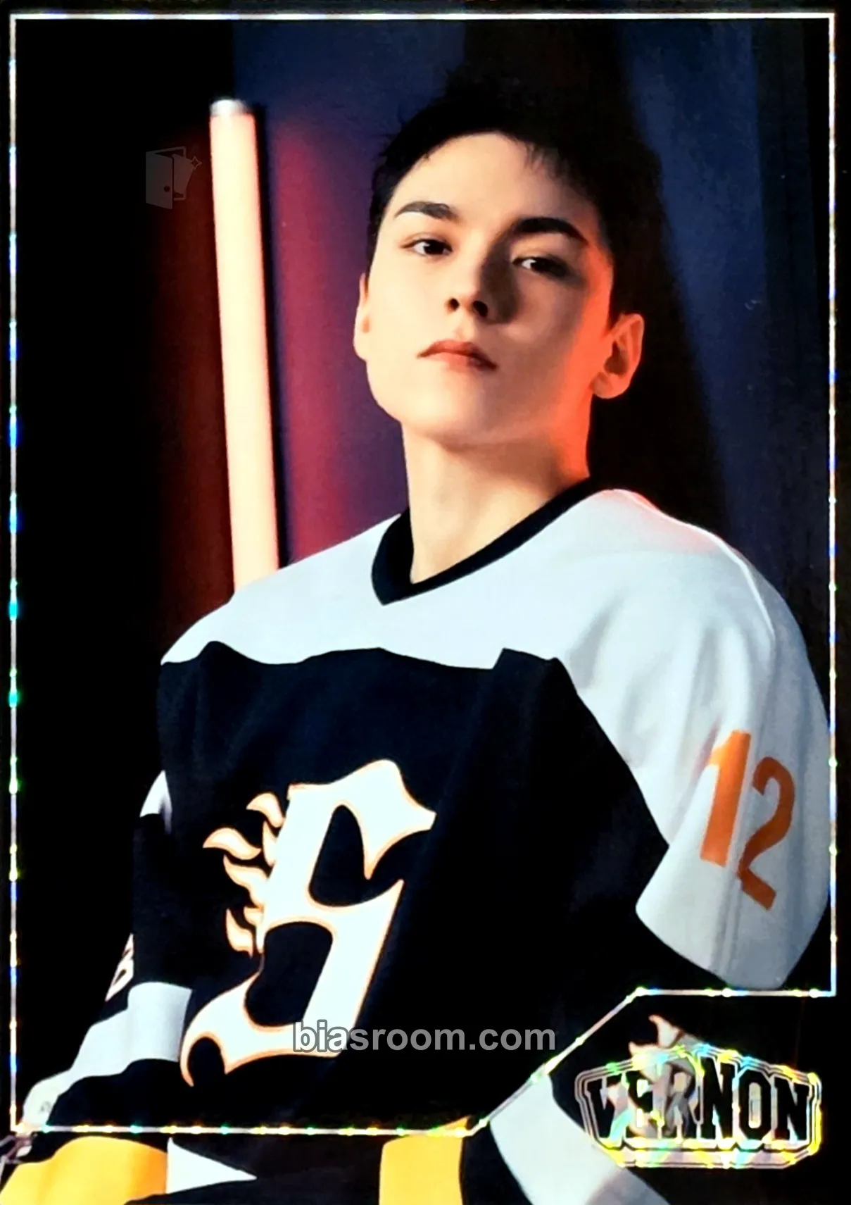 Vernon 2025 Seventeen's Home Merchandise Photocard - SEVENTEEN - SEVENTEEN K-pop photocard
