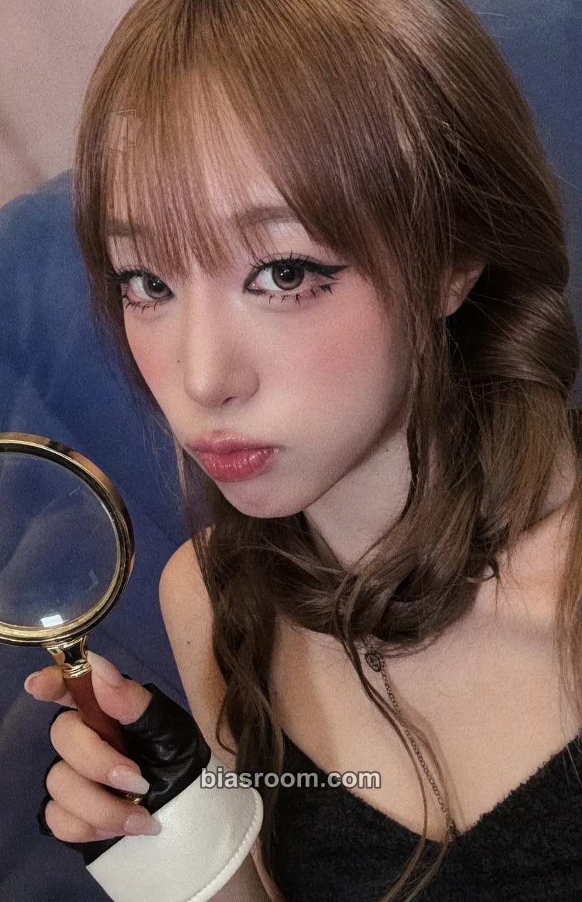 Yena Love Catcher Photocard - Yena K-pop photocard