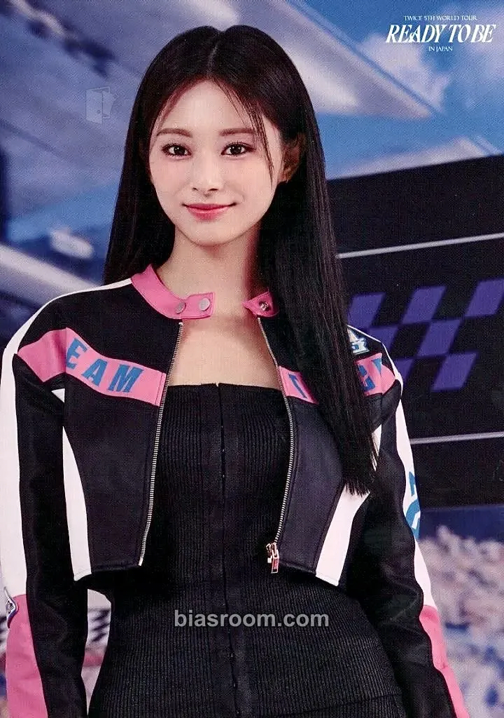 Tzuyu TWICE 5th World Tour Ready to Be Photocard - TWICE - TWICE K-pop photocard