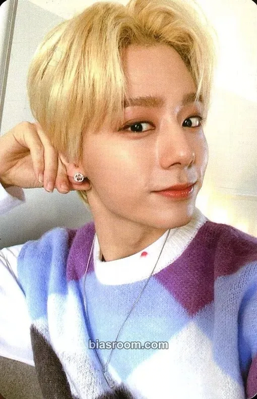 Hwanwoong Crush on Us Photocard - ONEUS - ONEUS K-pop photocard