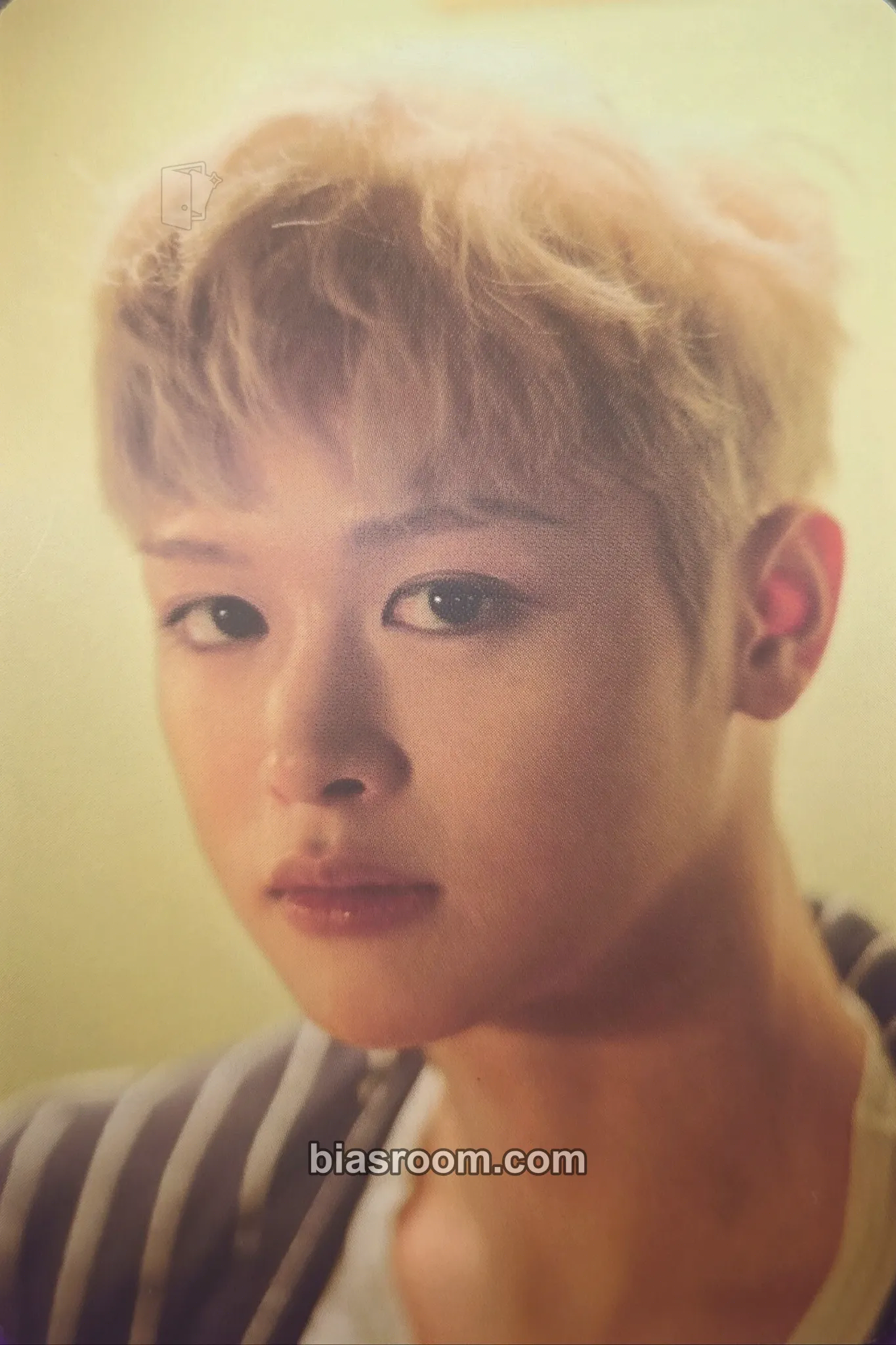 Ma Jingxiang Snowy Summer Photocard - CLOSE YOUR EYES - CLOSE YOUR EYES K-pop photocard