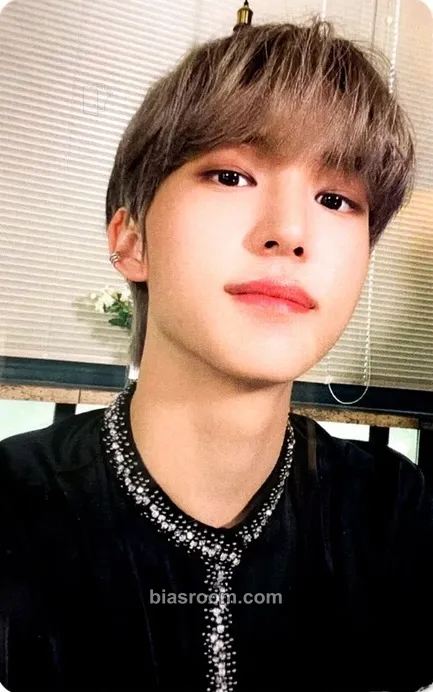 Hwi WAY UP Photocard - TNX - TNX K-pop photocard