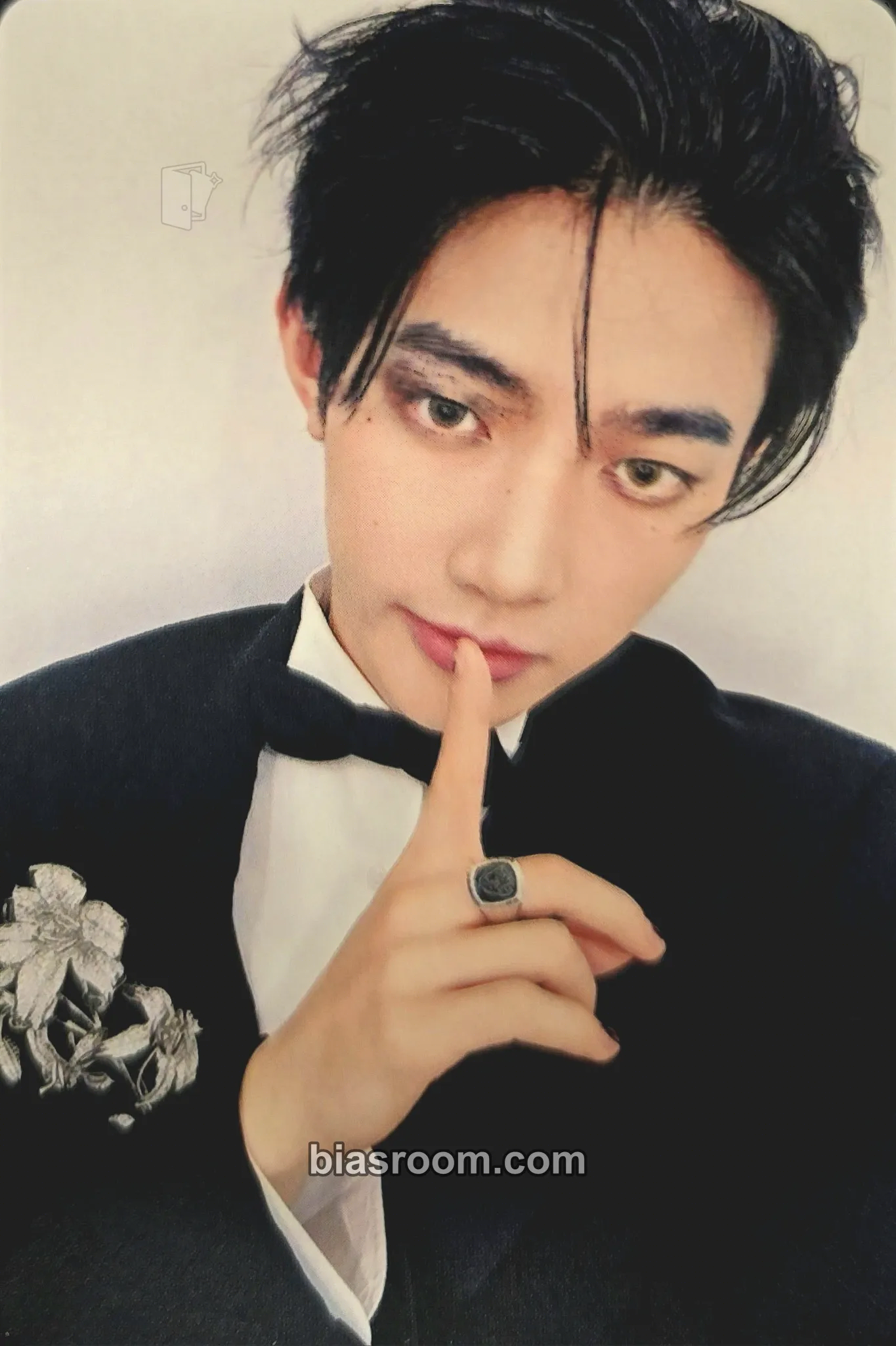 Hao V Magazine March 2026 Photocard - AND2BLE - AND2BLE K-pop photocard