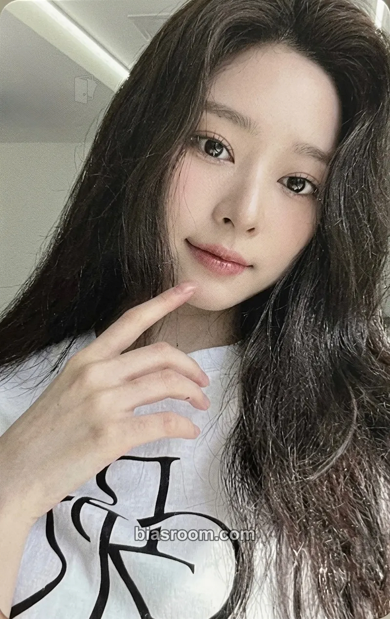 Minju Citybreeze X Kim Minju Photocard - Kim Minju - Kim Minju K-pop photocard
