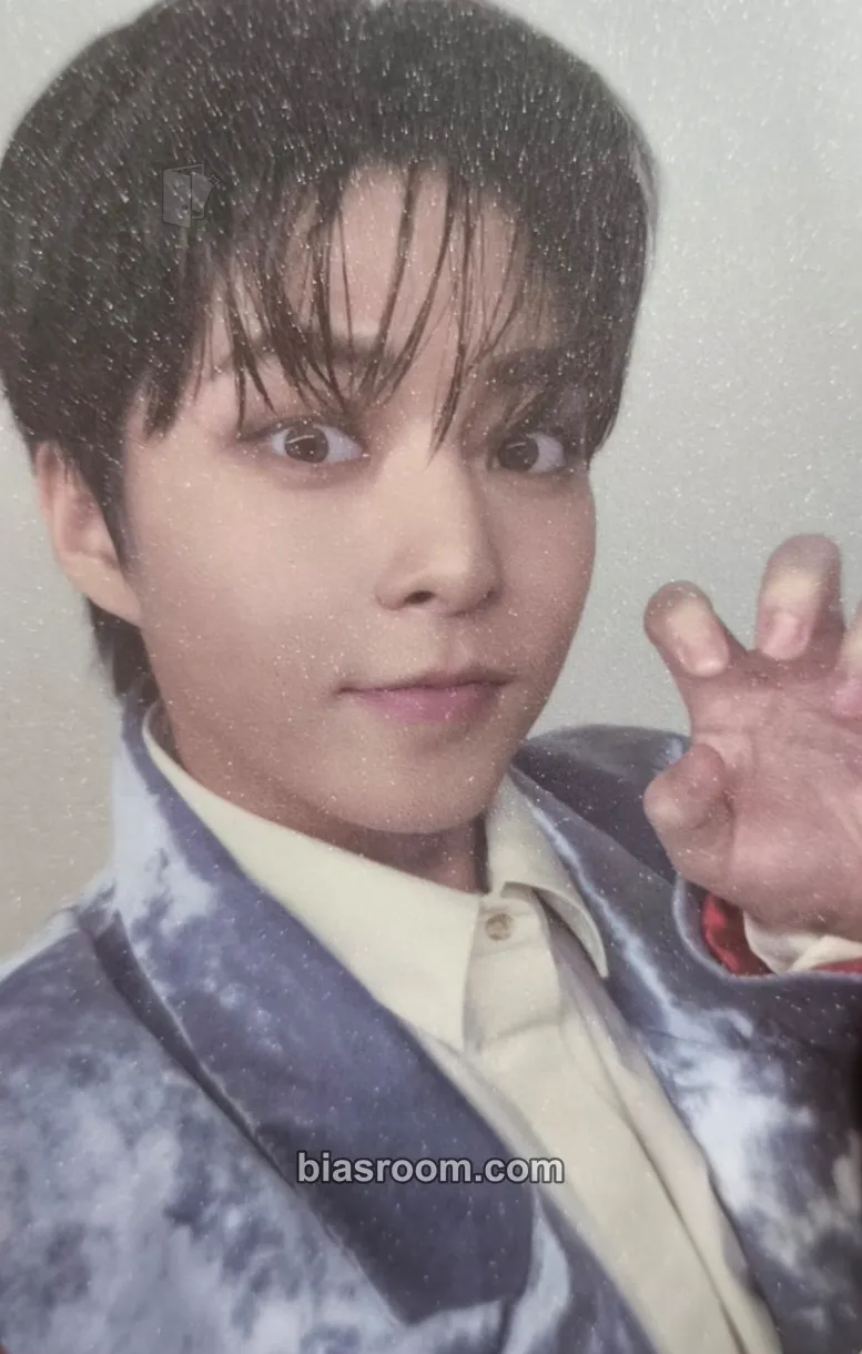 Xiumin EXO × KNIGHT Magazine Photocard - EXO - EXO K-pop photocard