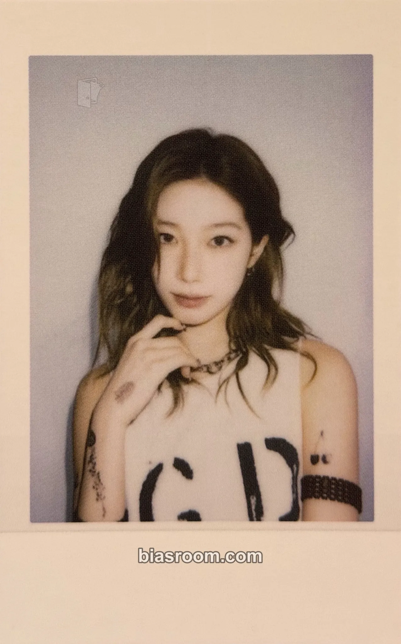 Kazuha SPAGHETTI Photocard - LE SSERAFIM - LE SSERAFIM K-pop photocard
