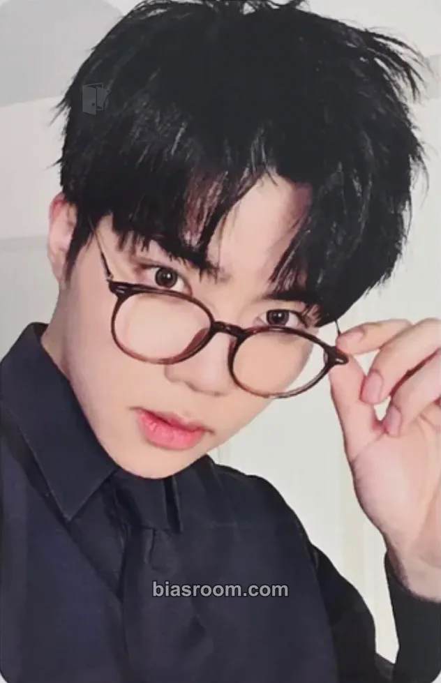 Gunwook Ascend- Photocard - ZEROBASEONE - ZEROBASEONE K-pop photocard
