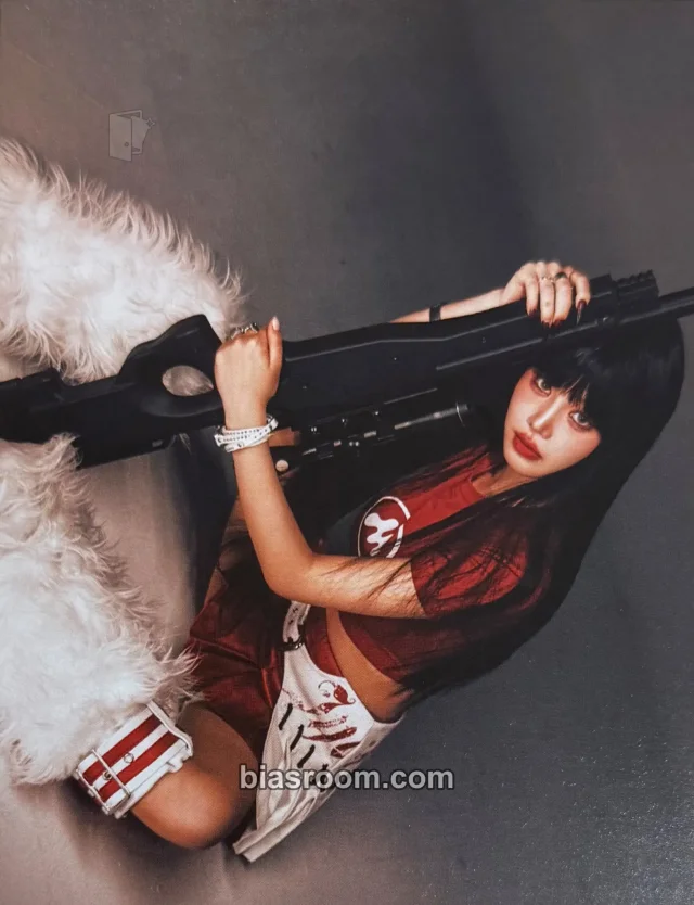 Soojin - Soojin - BADITUDE Album horizontal attitude version mini poster album inclusion