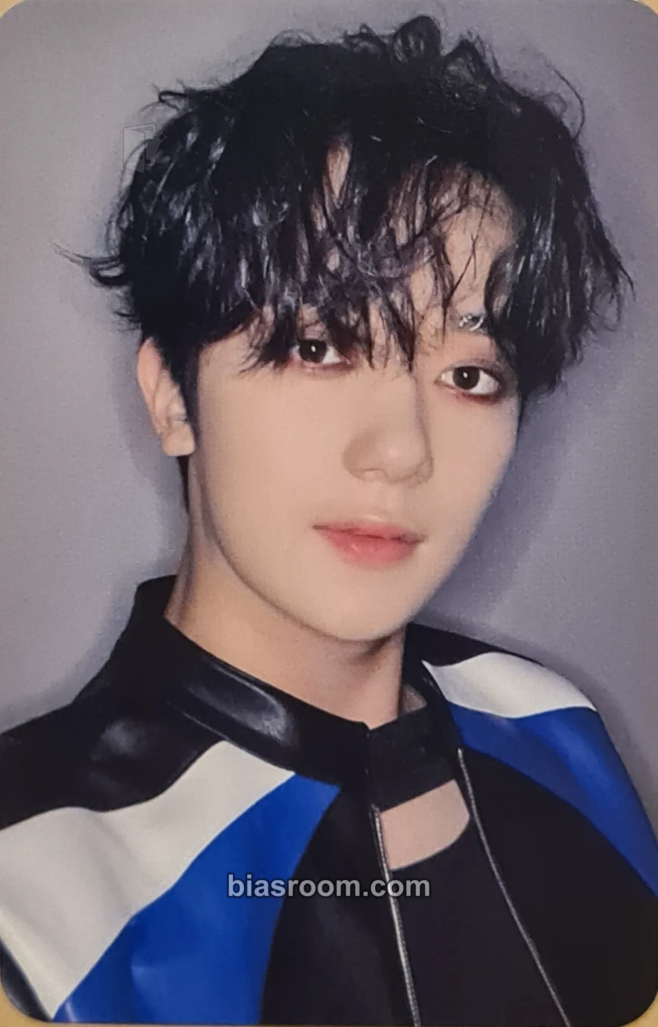 Yechan What's goin' on Photocard - Omega X - Omega X K-pop photocard