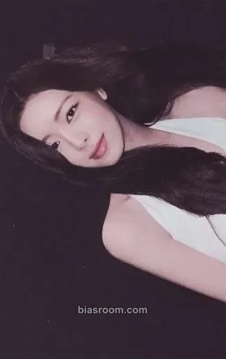 Yuna Motto Photocard - ITZY - ITZY K-pop photocard