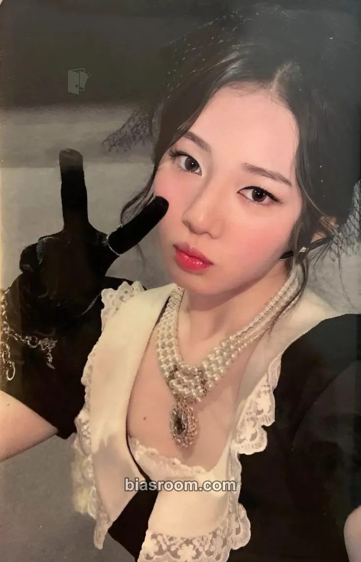 Rora BABYMONS7ER Photocard - BABYMONSTER - BABYMONSTER K-pop photocard