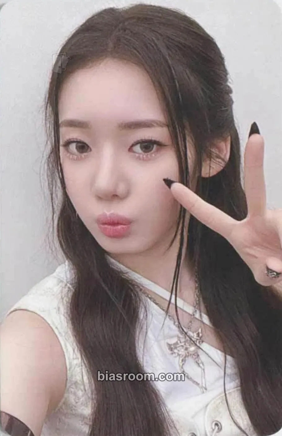 Rora BABYMONS7ER Photocard - BABYMONSTER - BABYMONSTER K-pop photocard
