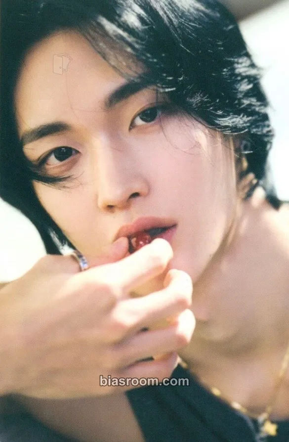 Wonbin Riizing Photocard - RIIZE - RIIZE K-pop photocard