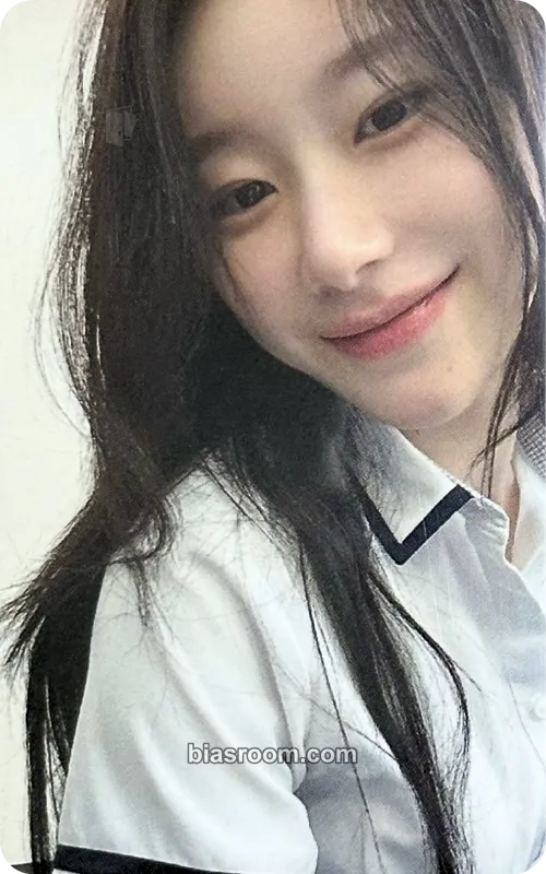 Chaeryeong Motto Photocard - ITZY - ITZY K-pop photocard