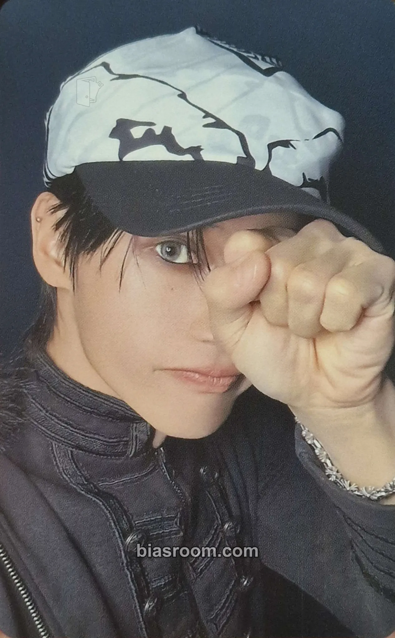 Wooyoung GOLDEN HOUR : Part.4 Photocard - ATEEZ - ATEEZ K-pop photocard