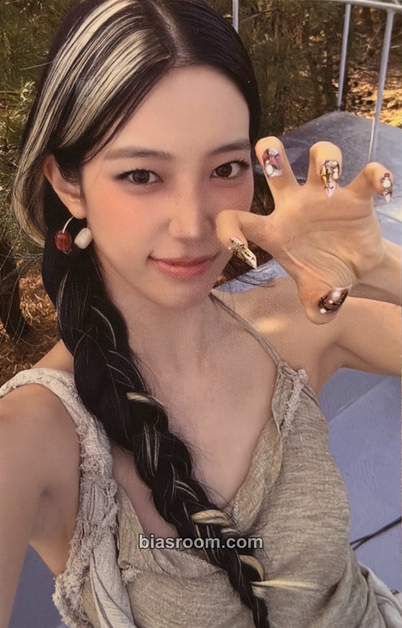 Kazuha PUREFLOW pt.1 Photocard - LE SSERAFIM - LE SSERAFIM K-pop photocard