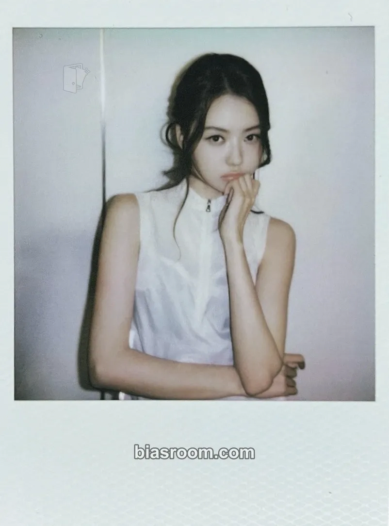 Nayoung LOOP Photocard - I.O.I - I.O.I K-pop photocard
