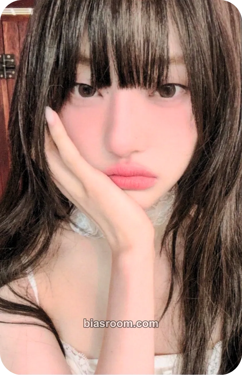 Sheon The Collective Soul and Unconscious: Chapter Two Photocard - Billlie - Billlie K-pop photocard