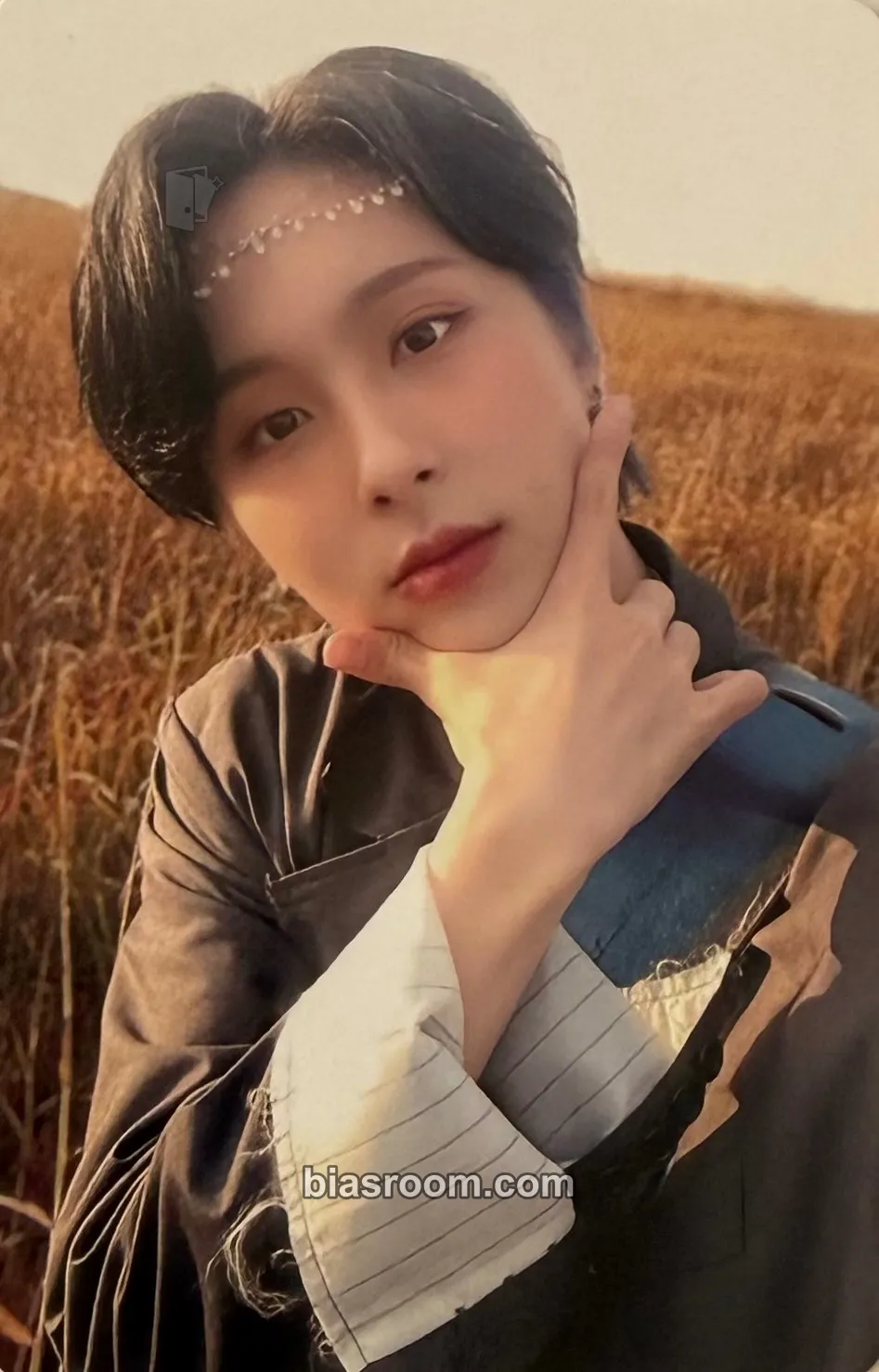 Giuk STUDIO WE: Recording 2 Photocard - ONEWE - ONEWE K-pop photocard