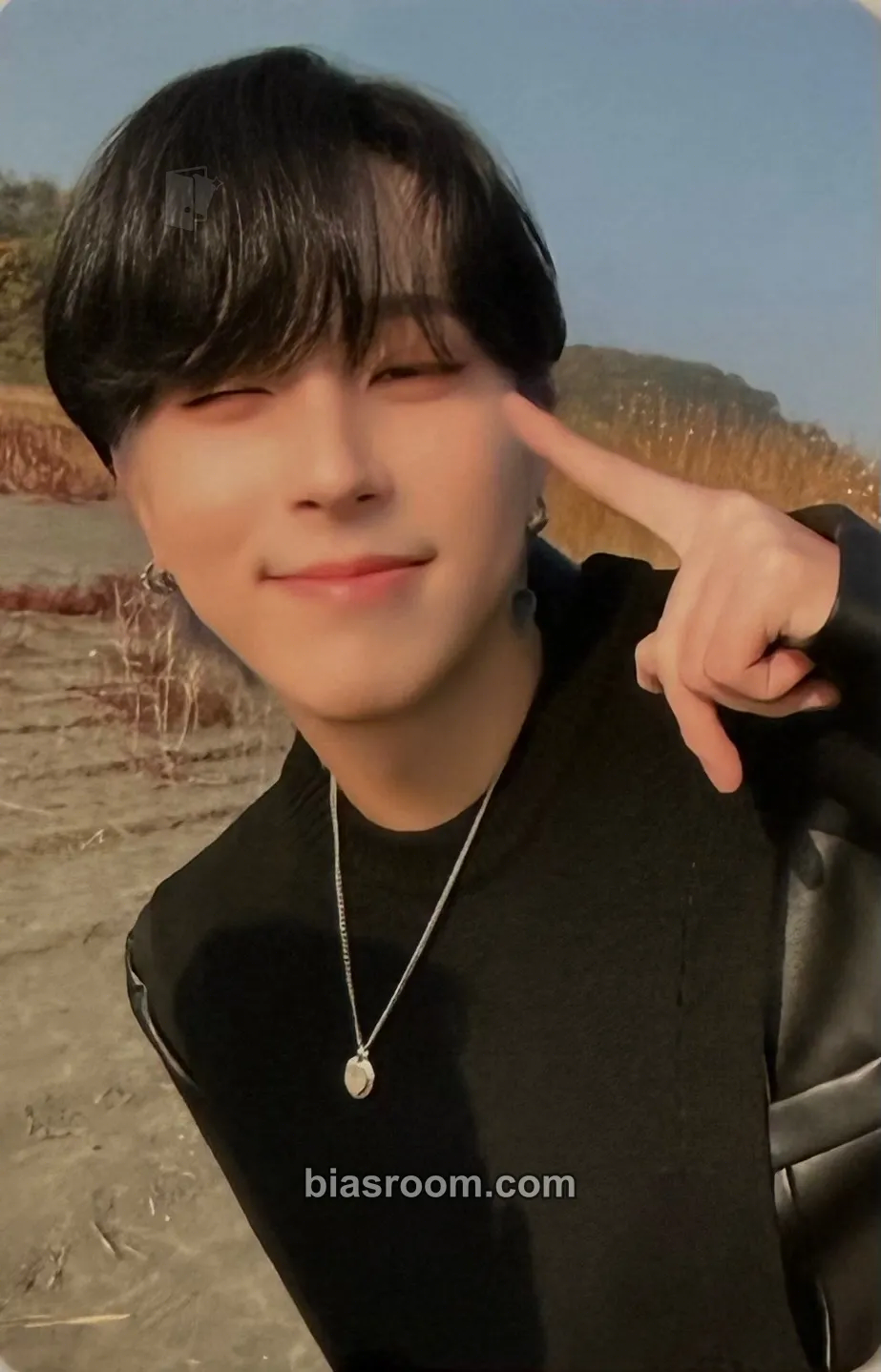 Giuk STUDIO WE: Recording 2 Photocard - ONEWE - ONEWE K-pop photocard