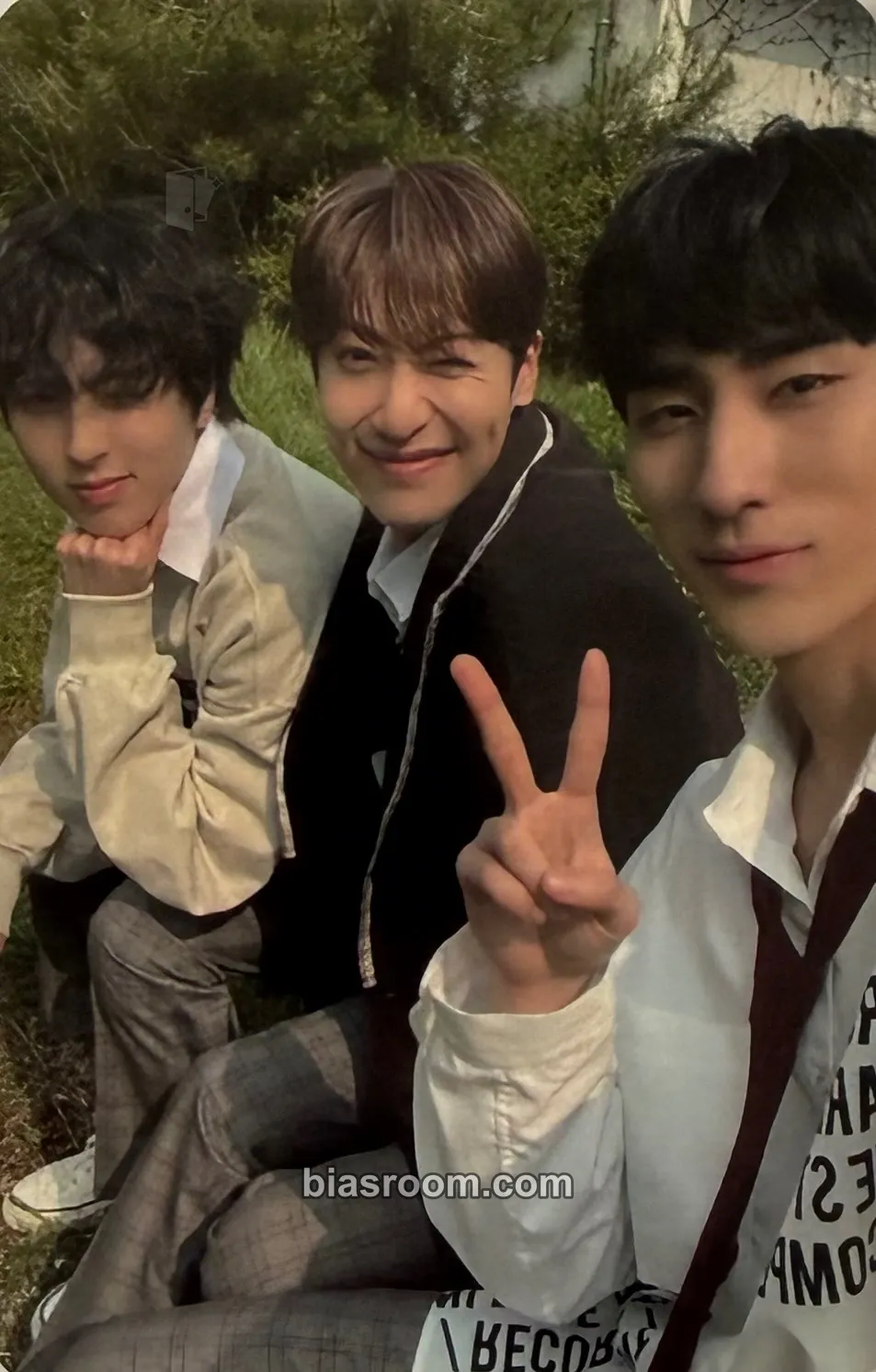 Timeless (or A Small Room Full of Time) Photocard - ONEWE - ONEWE K-pop photocard