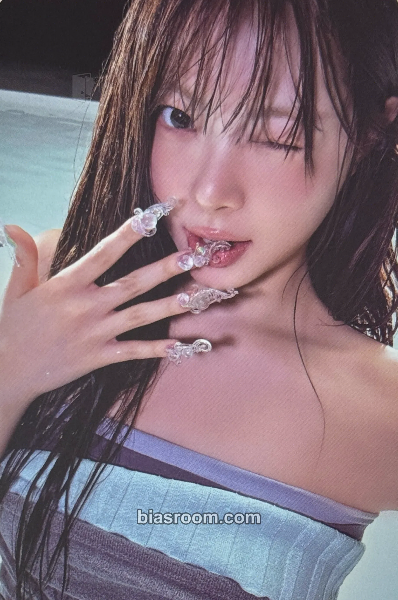 Hong Eunchae PUREFLOW pt.1 Photocard - LE SSERAFIM - LE SSERAFIM K-pop photocard