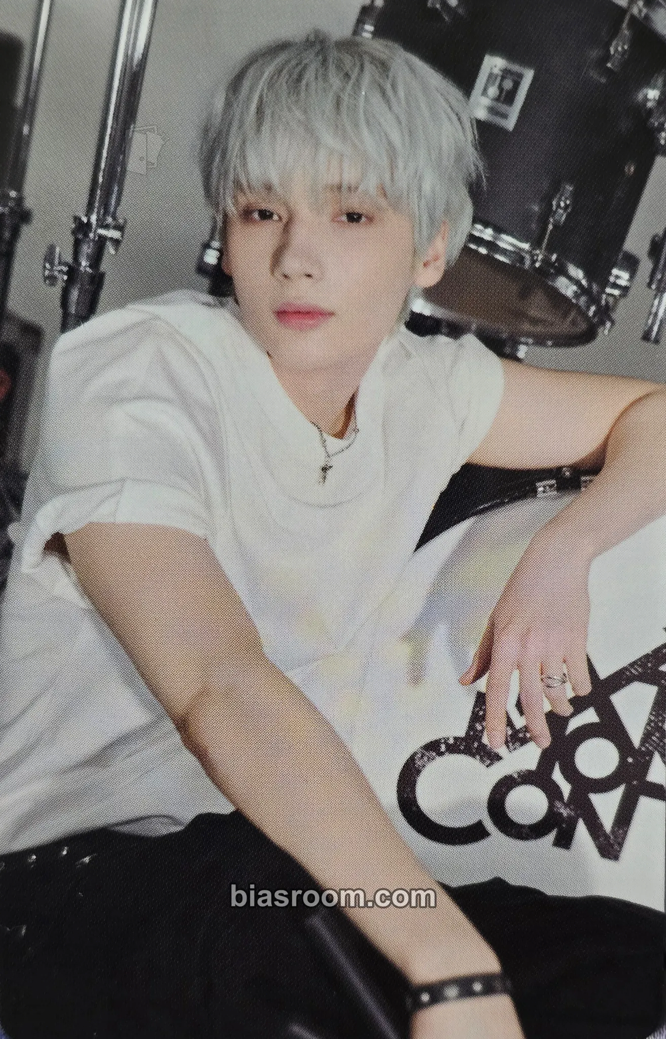 Huening Kai 2026 MOA Con Photocard - TOMORROW X TOGETHER - TOMORROW X TOGETHER K-pop photocard