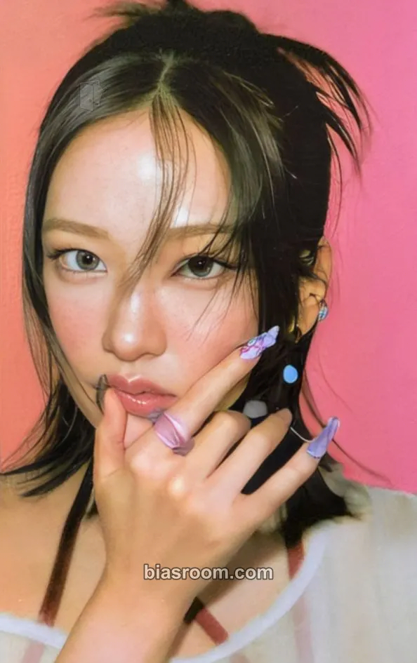 Yujin IVE SWITCH Photocard - IVE - IVE K-pop photocard