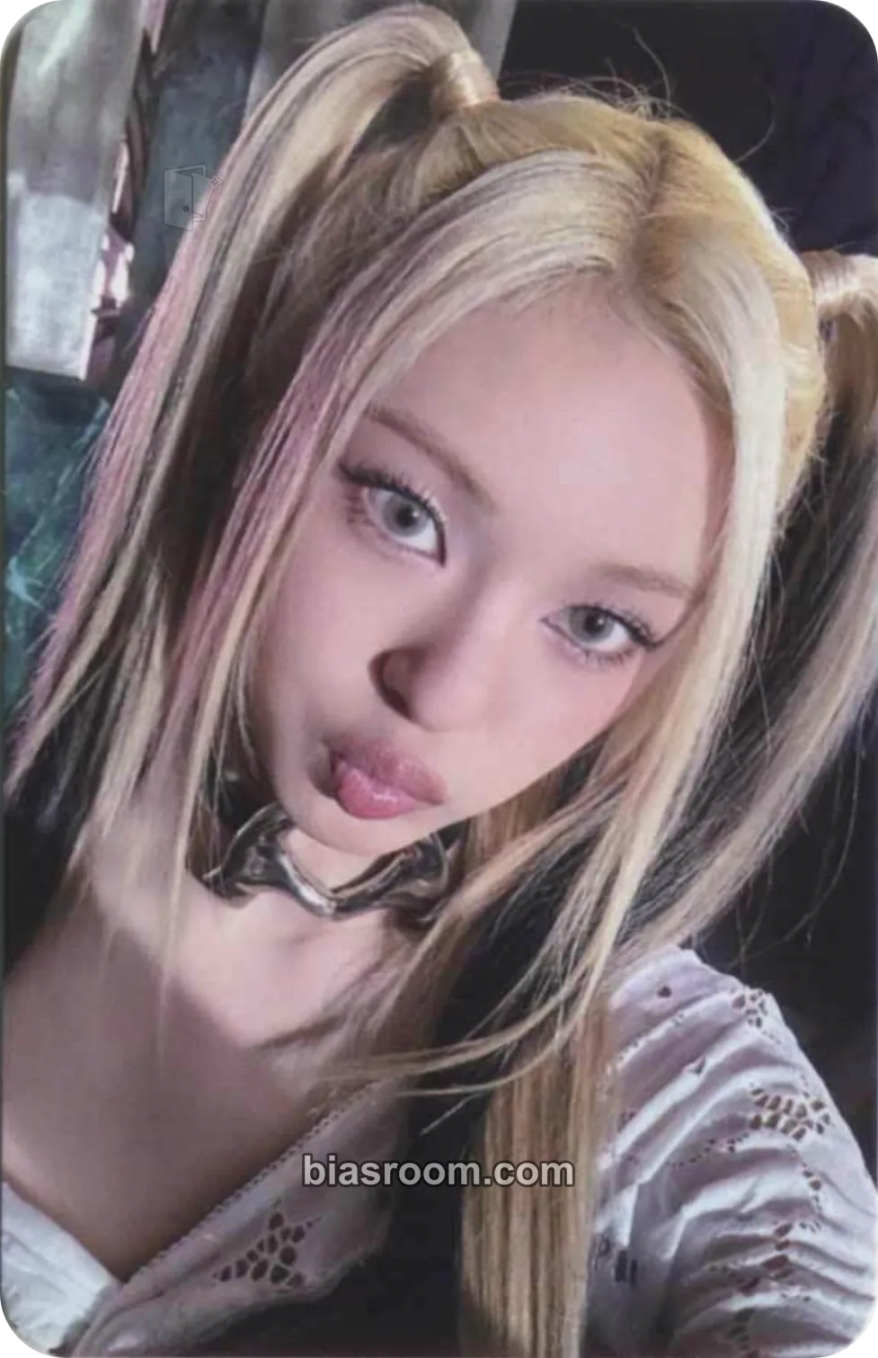 Chiquita BABYMONS7ER Photocard - BABYMONSTER - BABYMONSTER K-pop photocard