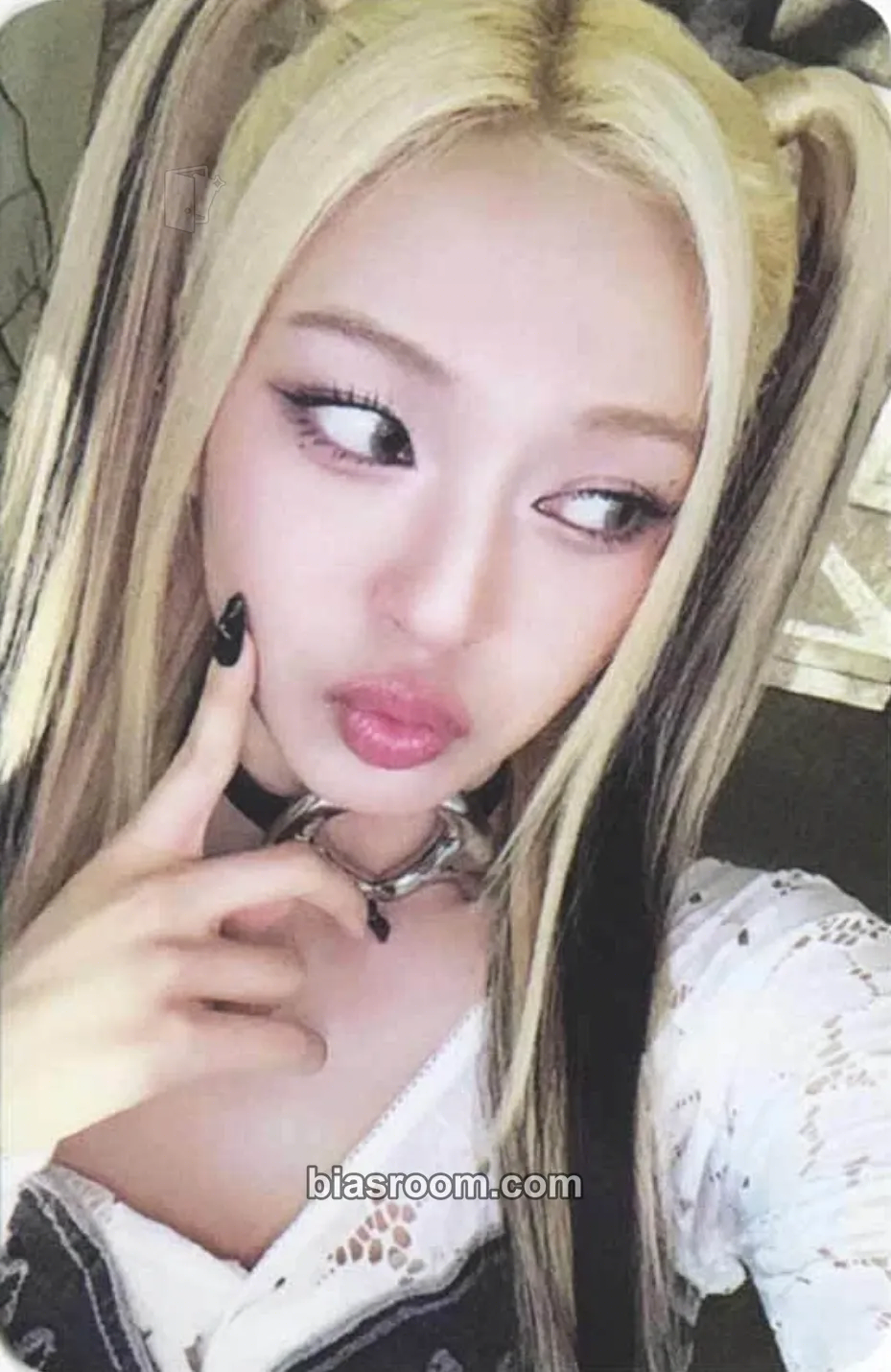 Chiquita BABYMONS7ER Photocard - BABYMONSTER - BABYMONSTER K-pop photocard