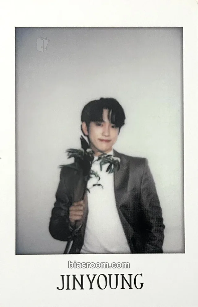 GOT7 - Jinyoung - GOT7 💚 I GOT7 6TH FAN MEETING ONCE UPON A TIME Event polaroid trading card merch photocard