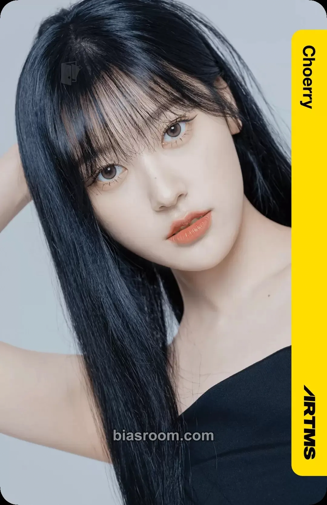 Choerry Atom01 First Class Objekts Photocard - ARTMS - ARTMS K-pop photocard