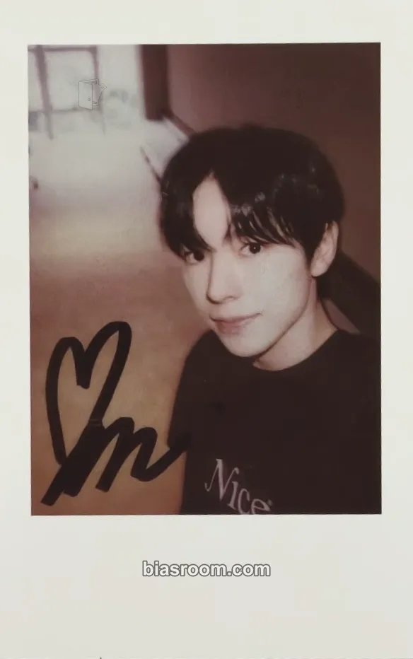 Yushi Songbird Photocard - NCT WISH - NCT WISH K-pop photocard