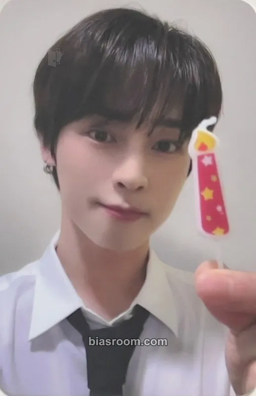 Karam Expecting Tomorrow Photocard - Asc2nt - Asc2nt K-pop photocard
