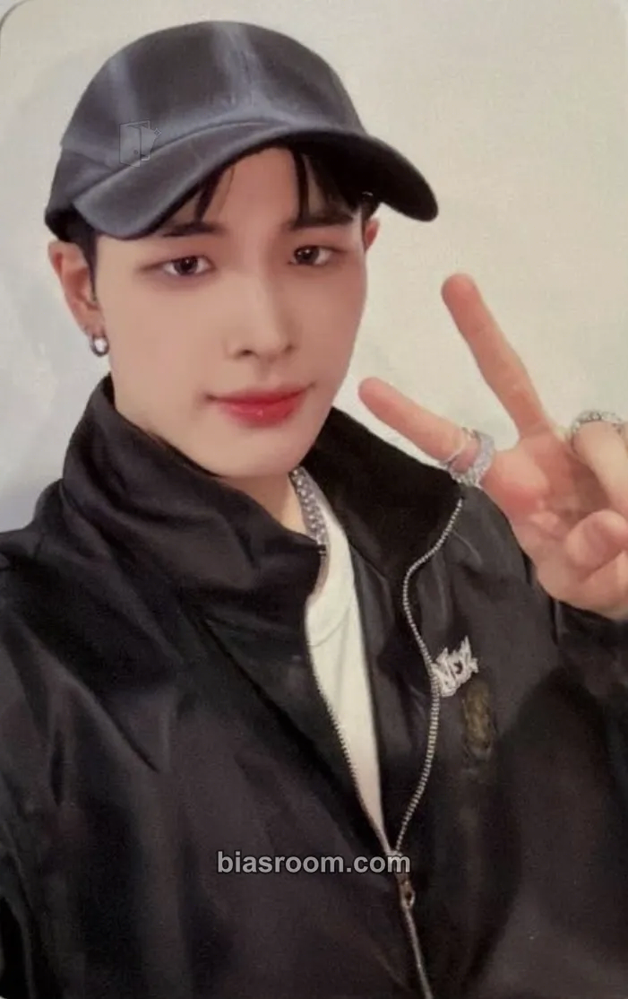 Haru <One Beat> Special Concert Photocard - NEXZ - NEXZ K-pop photocard