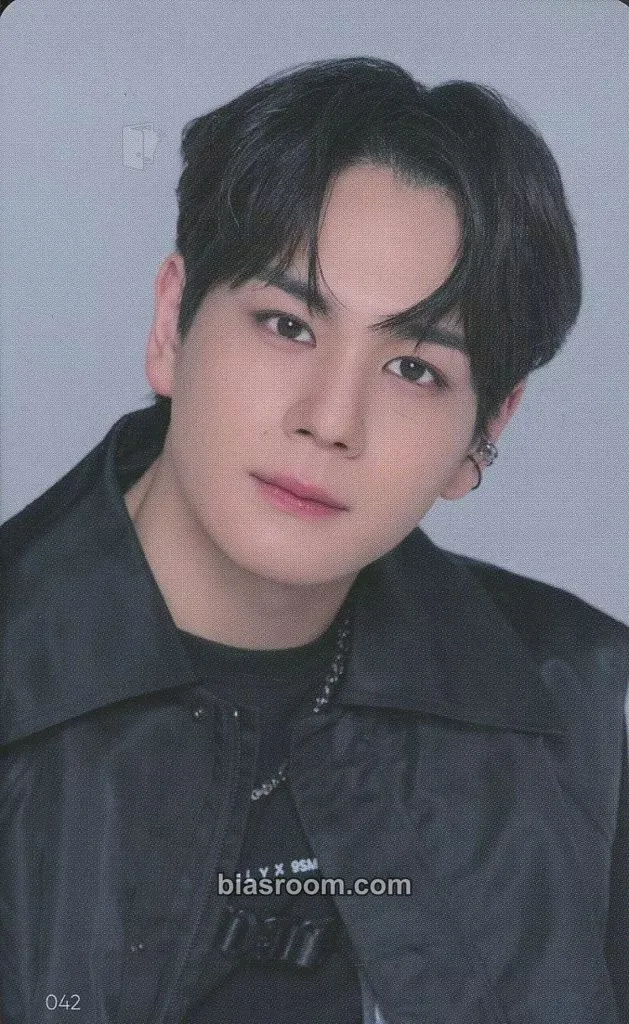 Issei Mamehara 2023 2ND ARENA LIVE TOUR 'BEYOND THE DARK' Photocard - JO1 - JO1 K-pop photocard